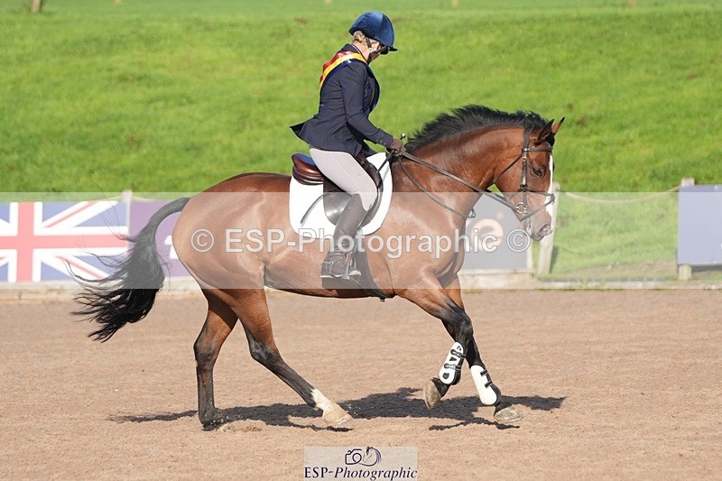 250920-164757-01980 - Cls 23 UnAffiliated 80cm Derby
