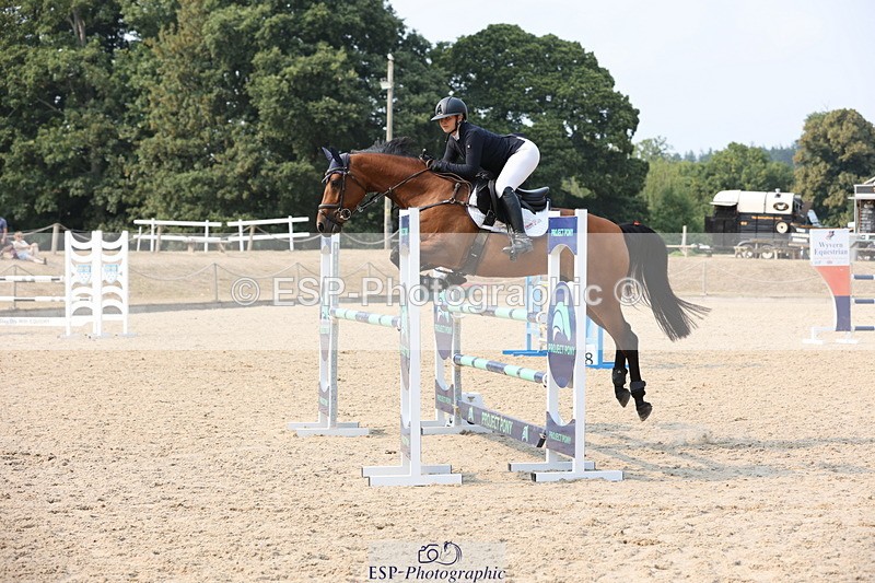 250816A-160622-02643 - Cls 9 Snr 1.10m Open