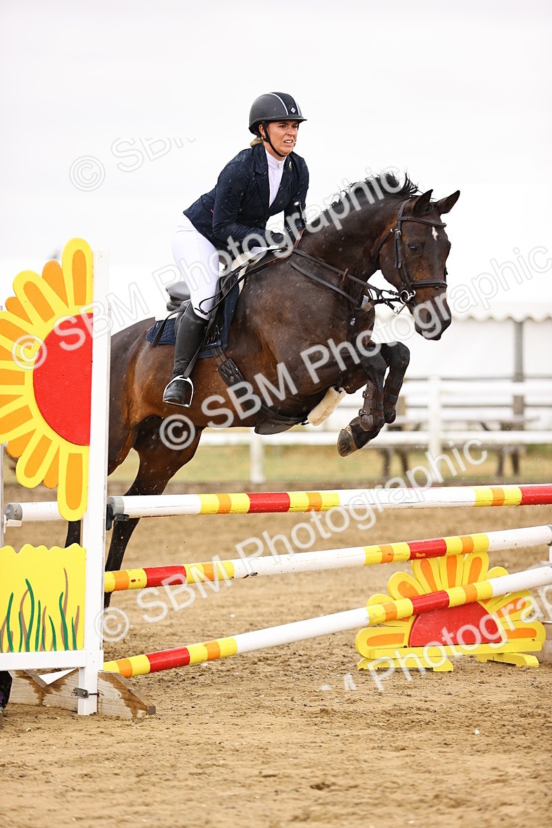 SBM_025082 - Class 9 - Senior British Novice - 90cm