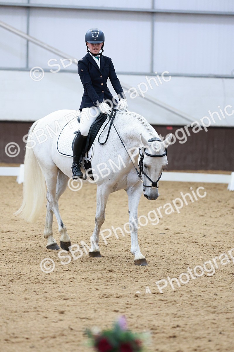 SBM_008426 - Class 6b - Novice 6 - 9.28-10.41