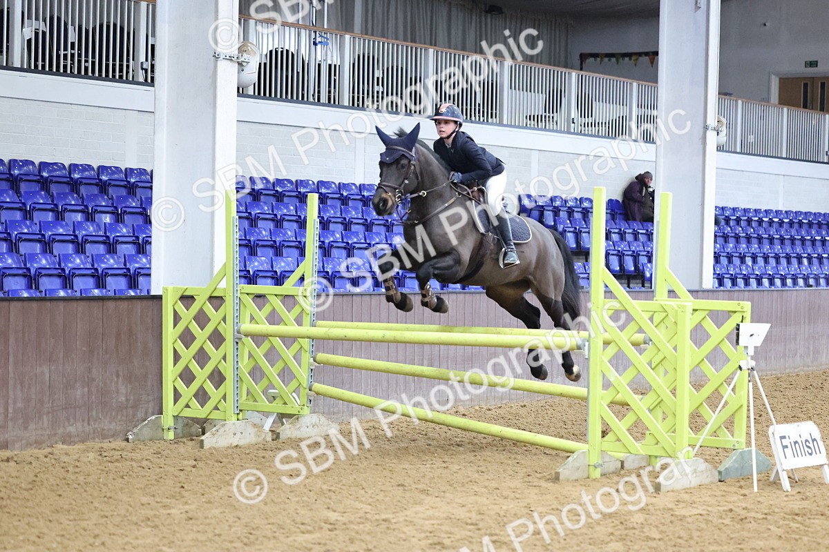 SBM_002088 - Class 4 - Blue Chip Pony Newcomers - 1.00m
