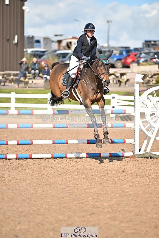 240419A-161127-08808 - Cls 14, 1 Star Bronze Tour 1.10m