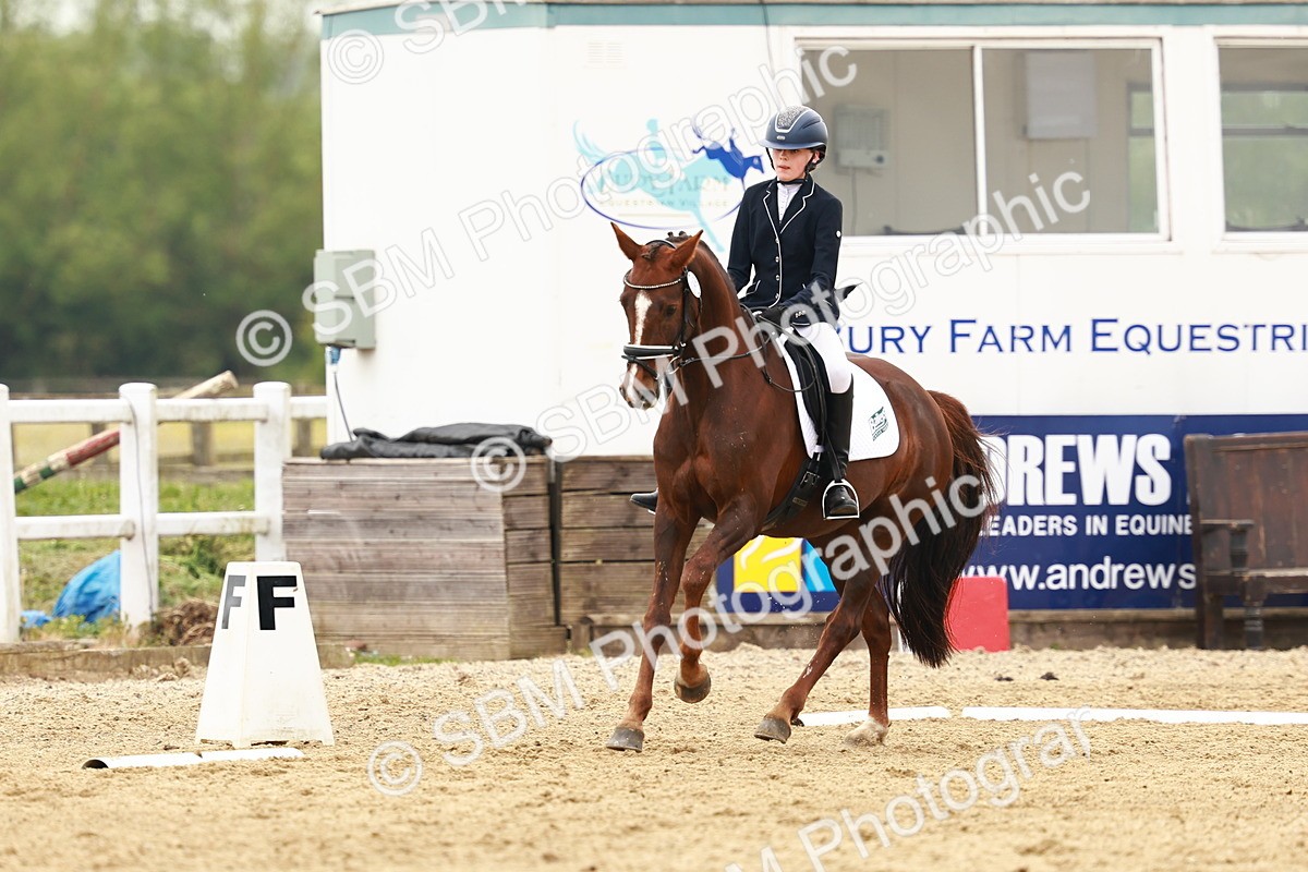 SBM_001135 - Class 6 - Novice 4