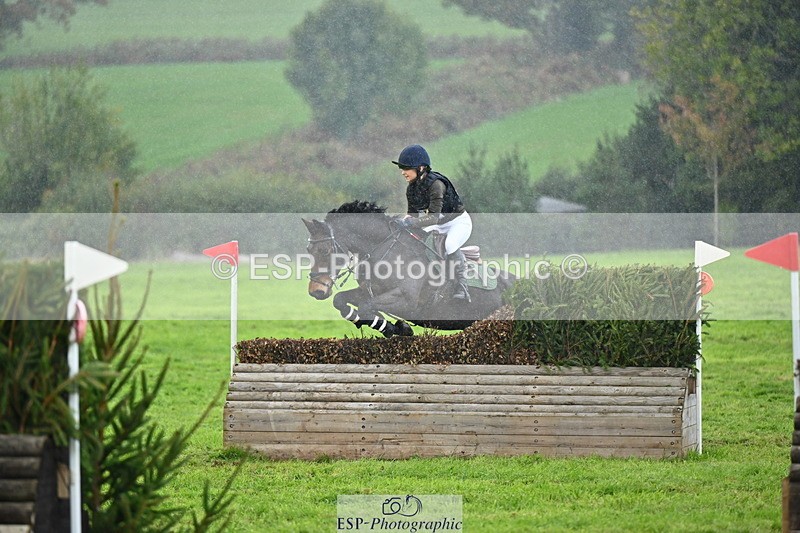 251025A-133403-20356 - F-471-Charlotte.Grant