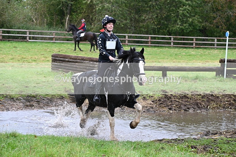 WJ6_6610 - Time at Photographer 13:06 to 13:23