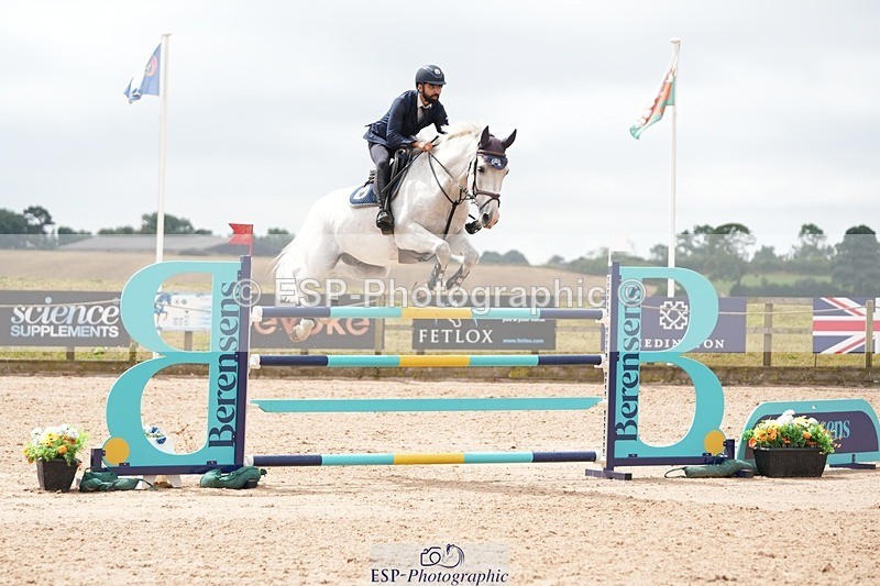 250718-114817-10114 - Cls 2, 3 Star Small Tour Break til End