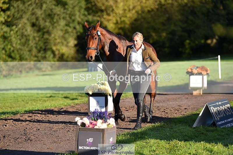 231022-091856-21691 - 650-NAOMIE.VAN.DE.BROUWERSHOEVE-Lara.Salter-TrotUp+SJ