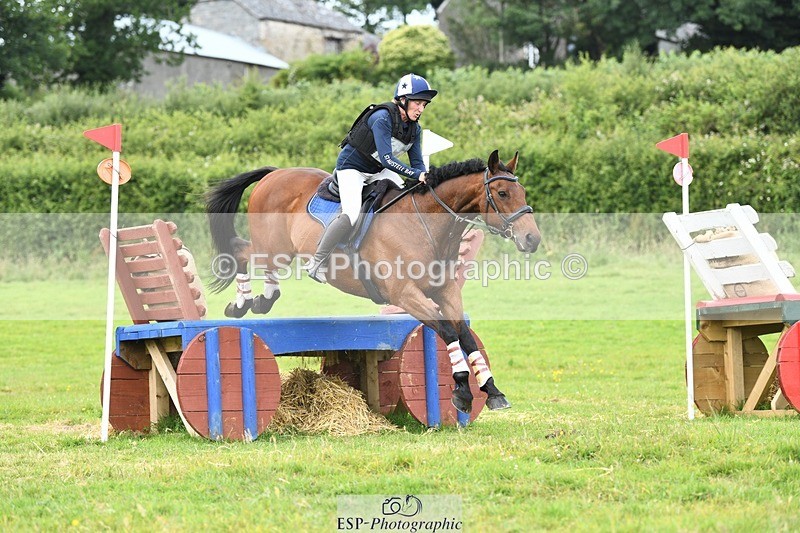 240630-121301-01044 - 910-Imogen_Daniels-Granstown_Master