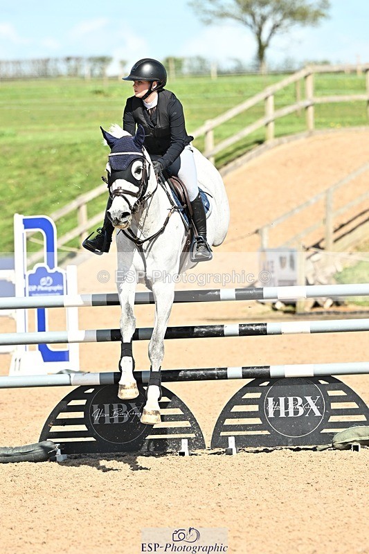 250416-150221-01575 - Cls 6 Foxhunter and 1.20m