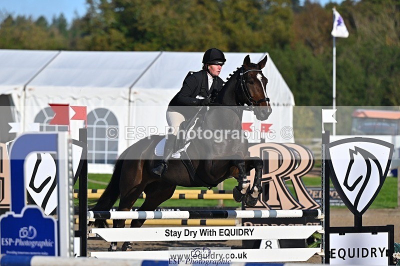 241027-093928-16067 - 323-Nicky.Blastland-FOUNDATIONS.HUSTLER