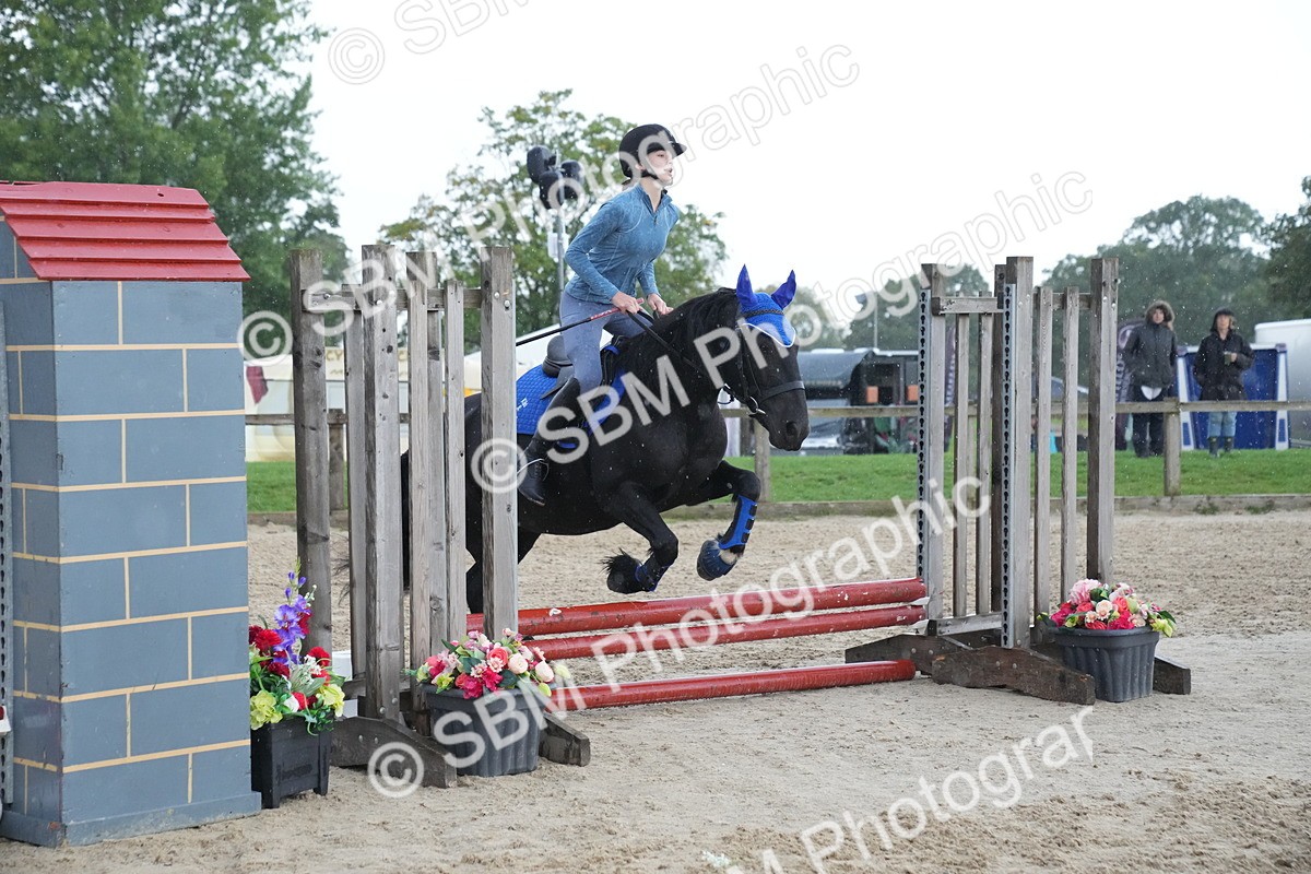 SBM_00128 - J53 - Clear Round 40cm