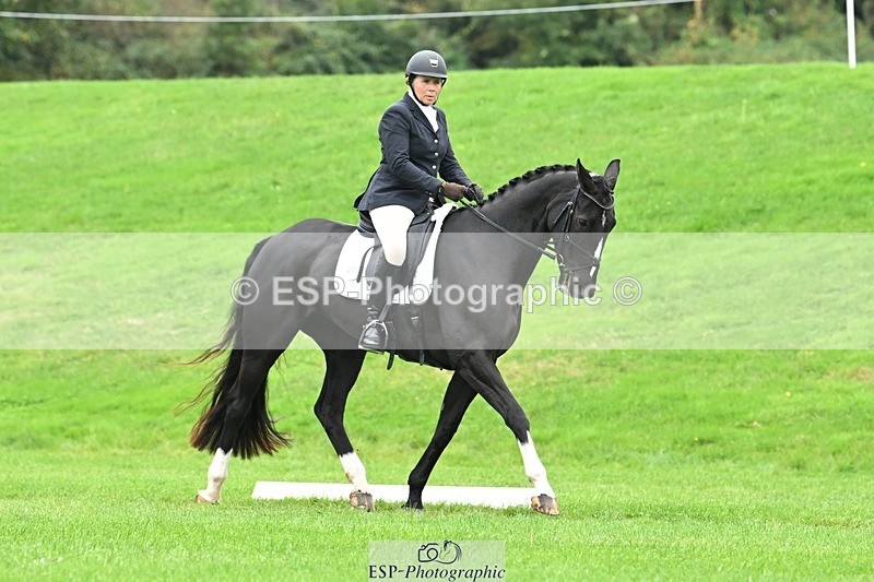 241024-144112-04582 - 418-Georgina.Marks-IM.ON.FIRE