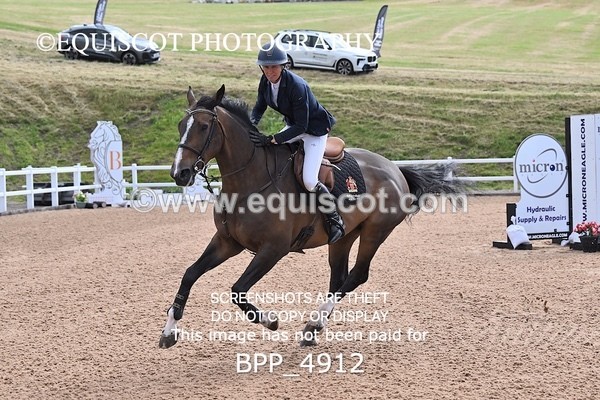BPP_4912 - CLASS 7 THURS Redpost Equestrian Senior Foxhunter/1.20m Open