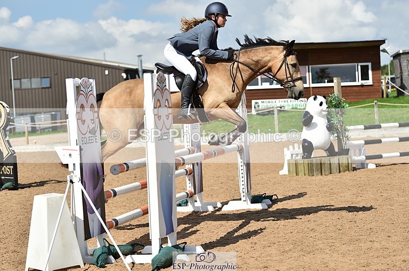 230902A-141228-01643 - Cls 3B Pony Medium 90cm