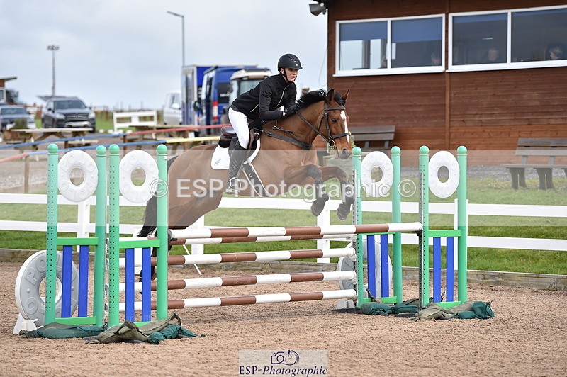 240327A-125122-00460 - Cls 4 Newcomers and 1.10m Open