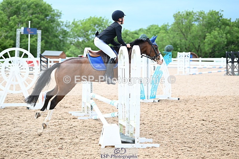 240611A-171333-00471 - 70cm