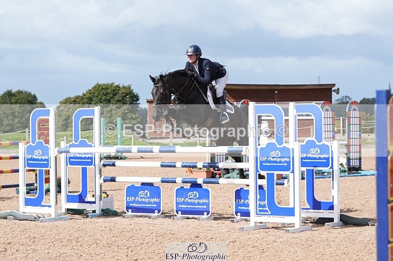250913-115651-06783 - Cls 15 Snr Foxhunter