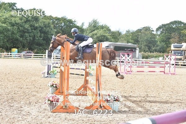 JAC_6223 - CLASS 8 SAT Winter/ Summer 128cm/ Winter/ Summer 138cm