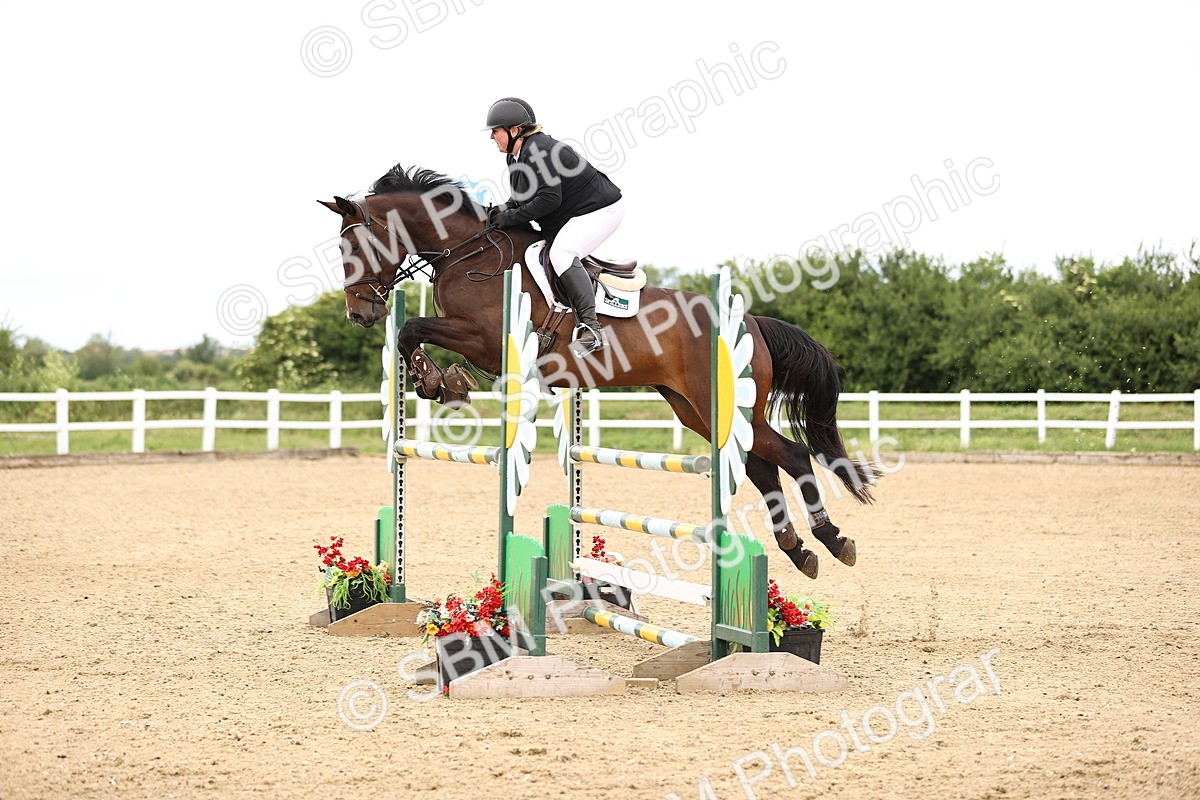 SBM_007732 - Class 19 - Senior Newcomers - 1.10m