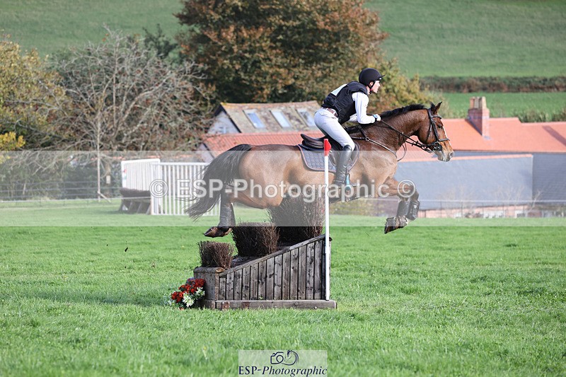 241025-113619-06524 - 013-Cameron.Beer-GREENLANES.LE.BAMBALOU