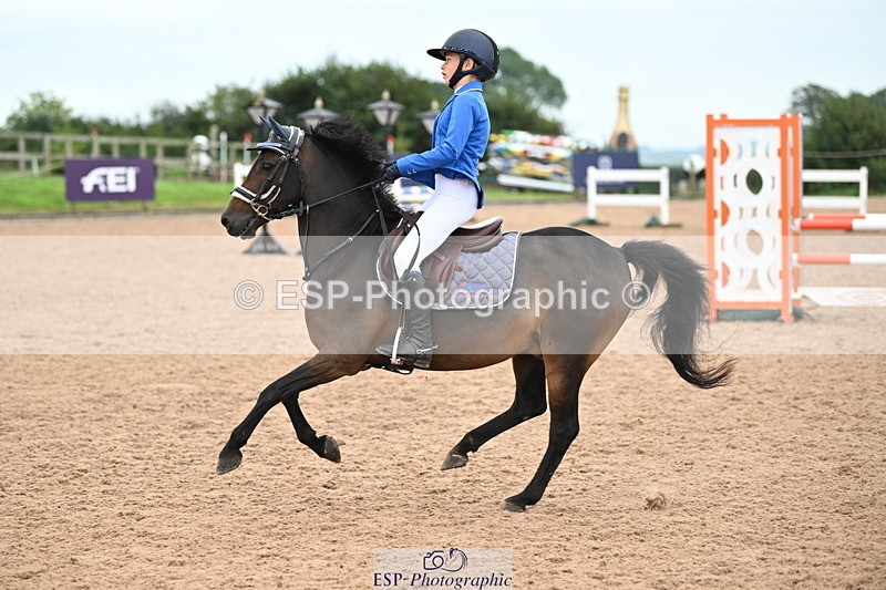 240907A-125826-01797 - Cls 3 Pony Medium Team 80cm & 90cm