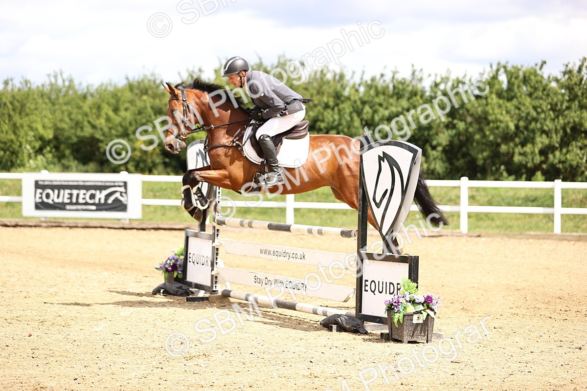 SBM_006571 - Class 16 - Senior British Novice - 90cm