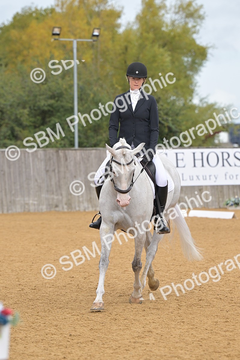 SBM_03812 - D2 - Small Tour Championship Intro 2