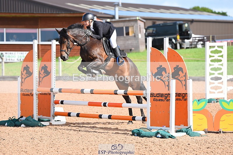 230716A-092324-01907 - Cls 32 Stepping Stones 128cm & 138cm