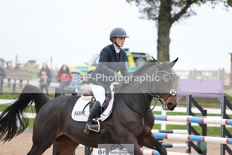 241101A-130900-01968 - FRI Cls 6 Foxhunter and 1.20m Open