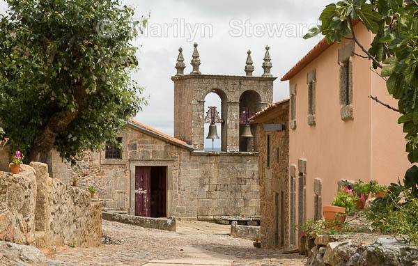 Castelo Rodrigo - church - Portugal and a hint of Spain