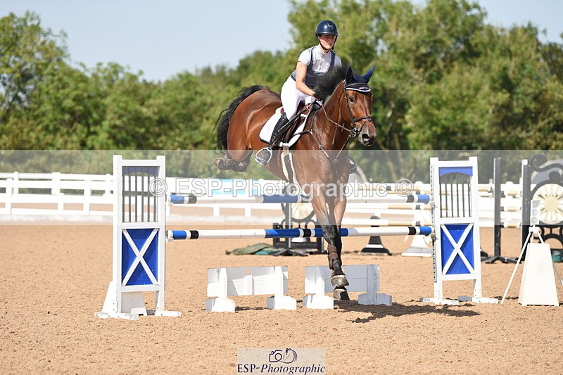 230906A-135548-00524 - Foxhunter & 1.20m Open