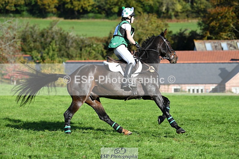 251024A-110531-07555 - A-012-Beth.Hobden