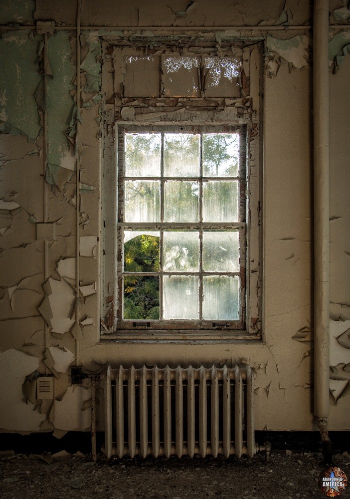 Sydenham/Montebello Hospital (Baltimore, MD) Curled