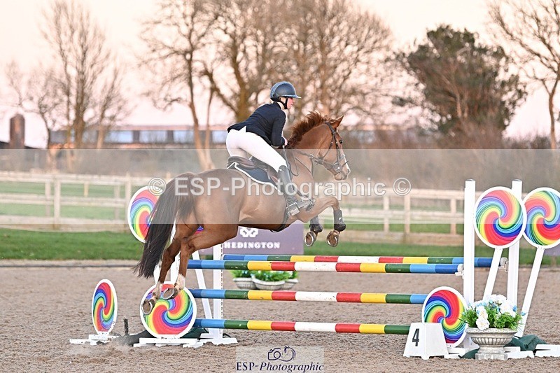 250401-193741-01077 - 100cm Cl;asses