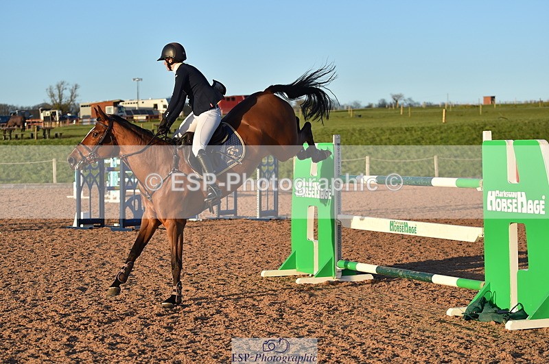 240306A-171026-02702 - Cls 6 National 1.30m and 1.40m