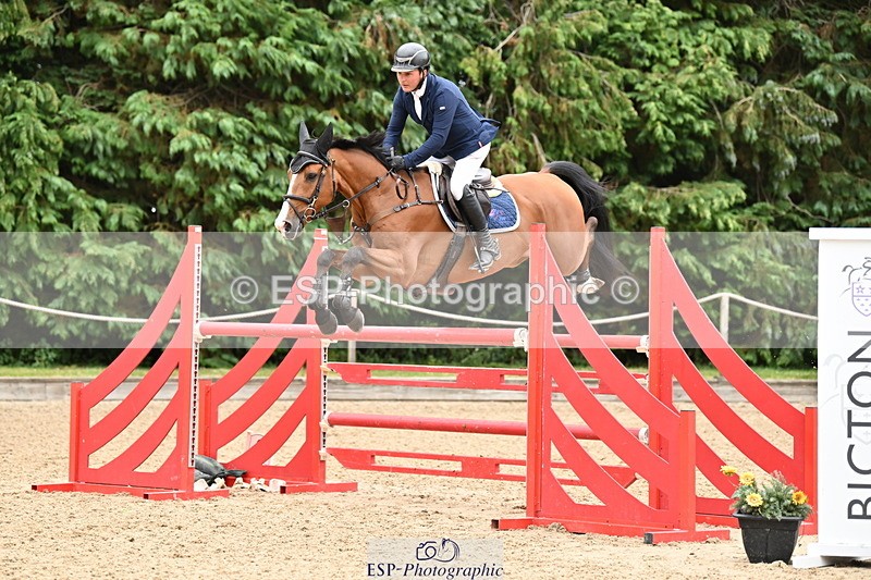 250706A-161431-20846 - Cls 50 Snr Foxhunter