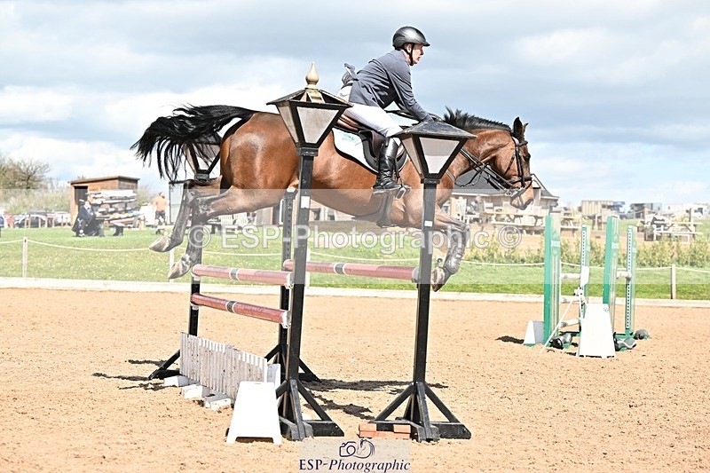 250416-131719-00996 - Cls 4 Newcomers and 1.10m