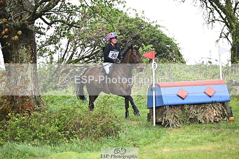 250418-123413-03003 - 080-Tichy.Sanders-SPARHANGER.VELVET