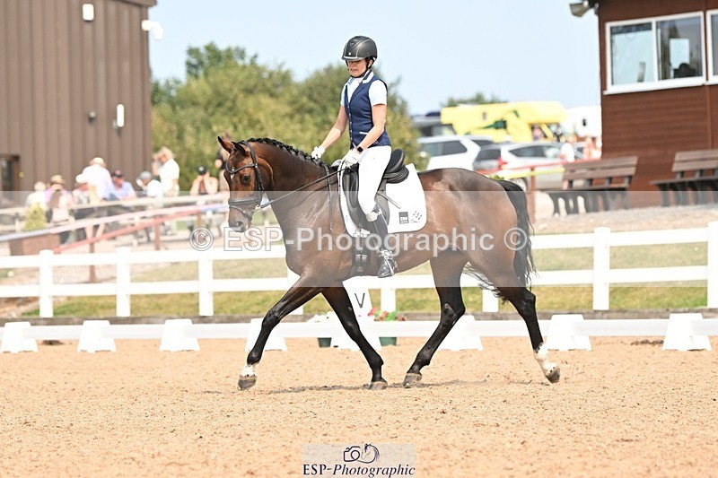 250816-141049-05027 - 052-Marcela.PomphreyLinkeltje.DE.J