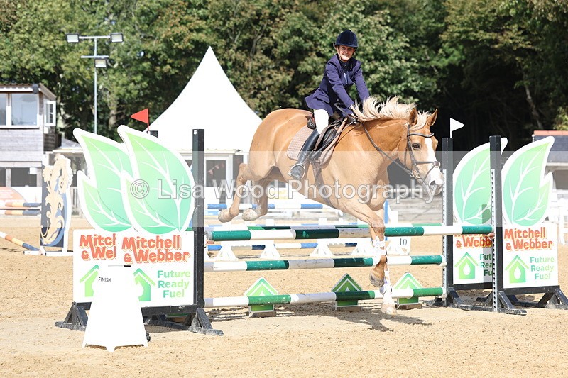 3E7A9802 - Class 10: Senior 95cm open