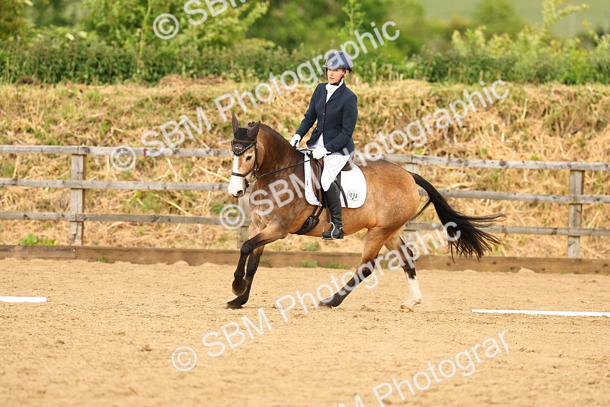 SBM_003120 - Class 7 - Novice 2