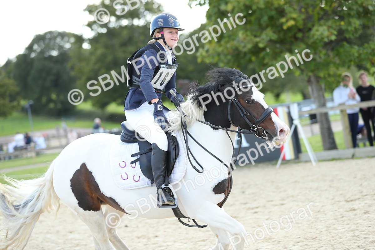 SBM_25762 - J46 - Accumulator 80 90cm