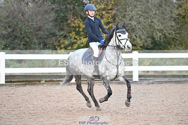 231119A-084030-04176 - Sun Cls 2 British Novice & 80cm Open