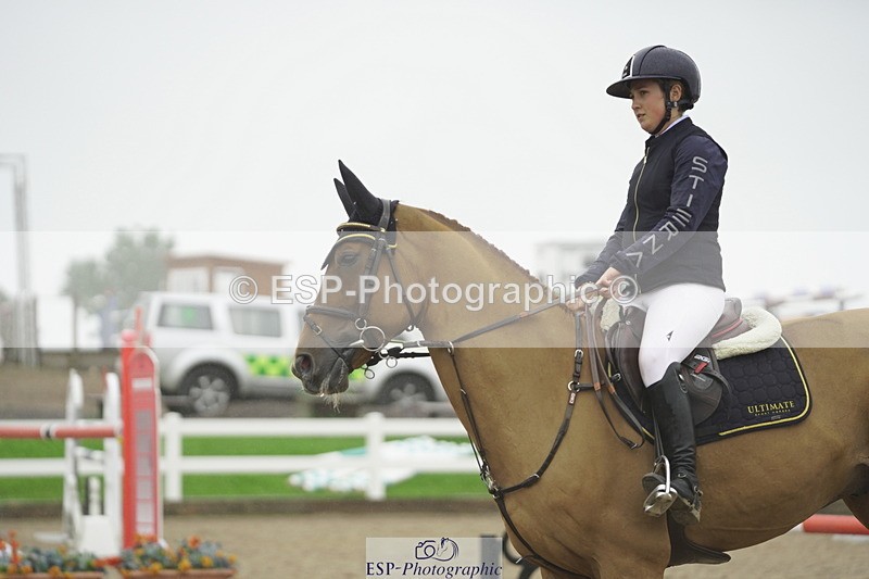 230722A-114348-08926 - Cls 19, 1 Star Silver 1.20m