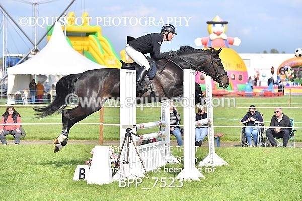 BPP_7523 - CLASS 6 Nisbets Fresh From The Farm & The Golf Inn 1.00m Amateur Championship