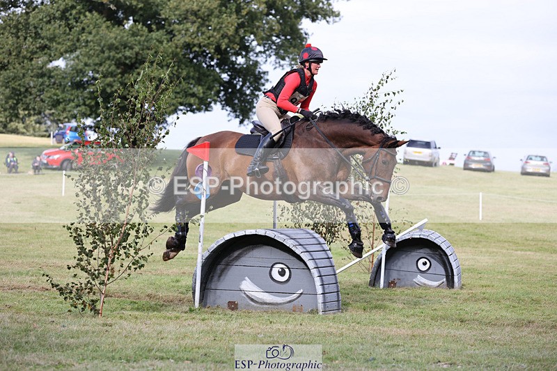 240825X-171002-37872 - 80cm XC 16.30 to 17.30