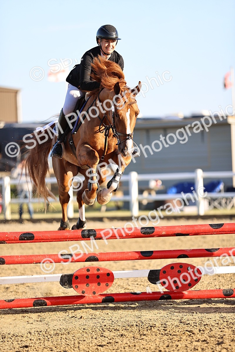 SBM_012498 - Class 12 - Senior British Novice - 90cm Open
