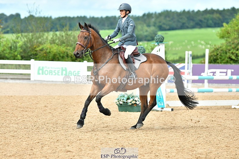 230813A-110153-11613 - Cls 40 A&B Senior Discovery & 1m Open