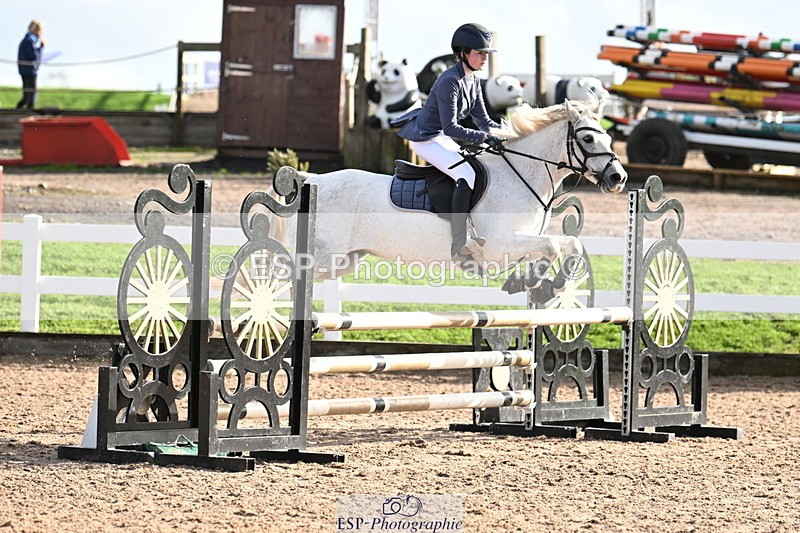 241026A-114429-00771 - SAT Cls 8 Pony Discovery and 90cm Open