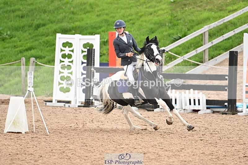 240630A-134401-13828 - Cls 25 HOYS 138cm Qualifier